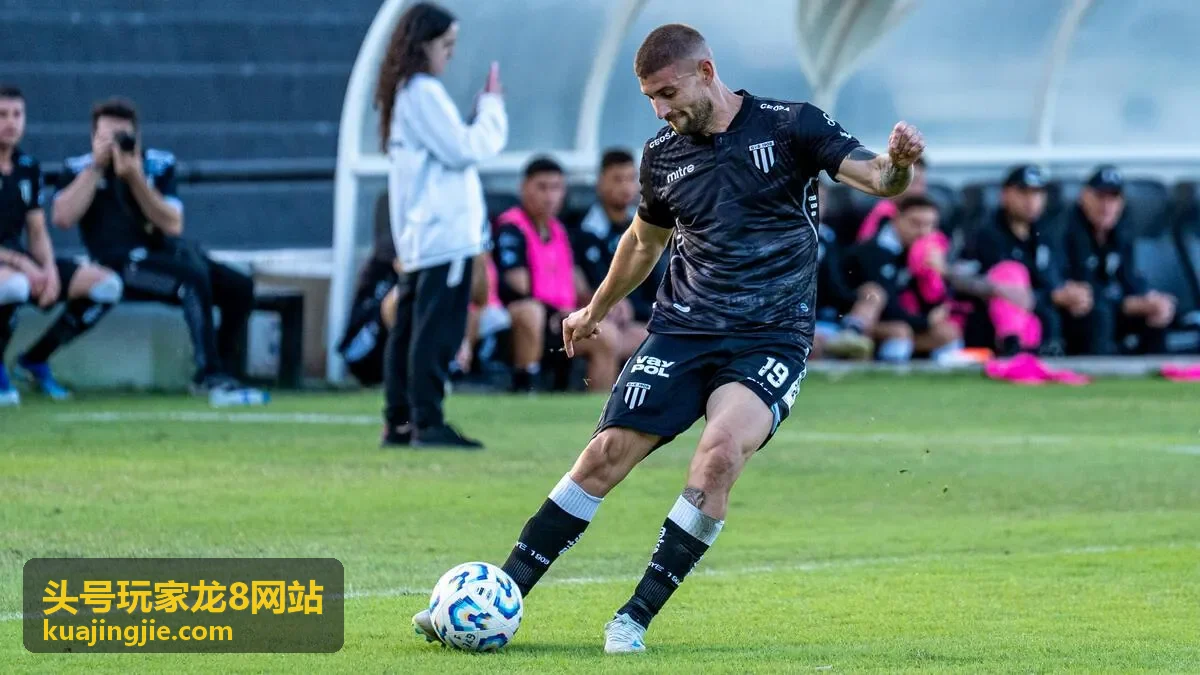 头号玩家龙8网站内容列表与综合信息展示效果